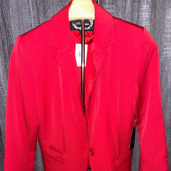 Women’s One Button Red Blazer - Picture 2 of 8